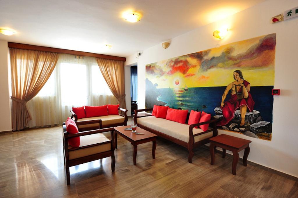 Aparthotel Anna Ageliki à Damnoni Extérieur photo