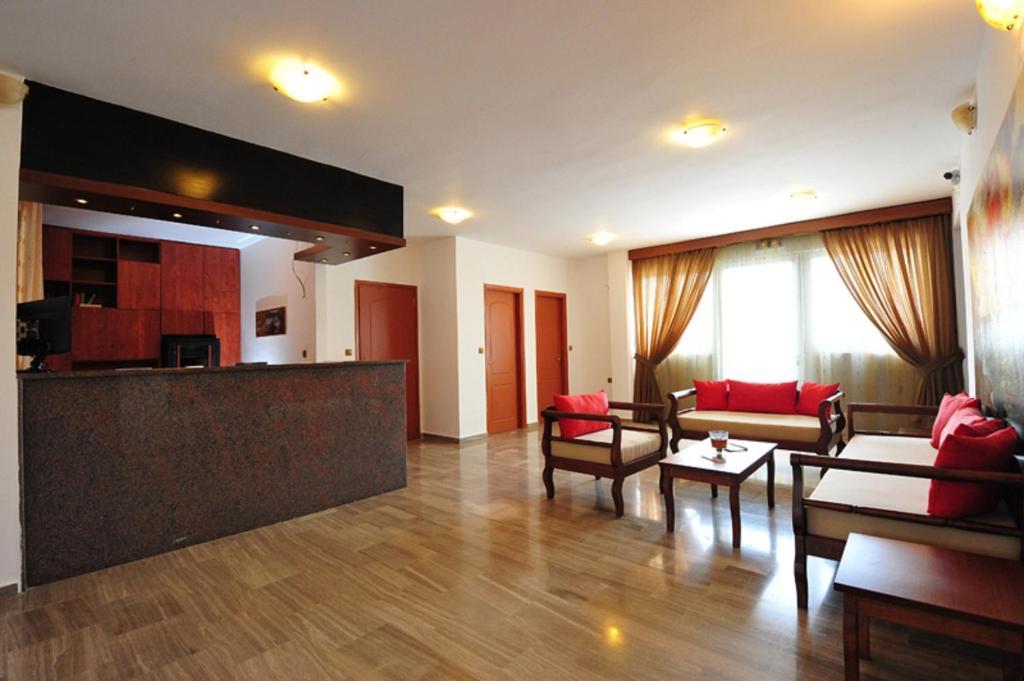 Aparthotel Anna Ageliki à Damnoni Extérieur photo